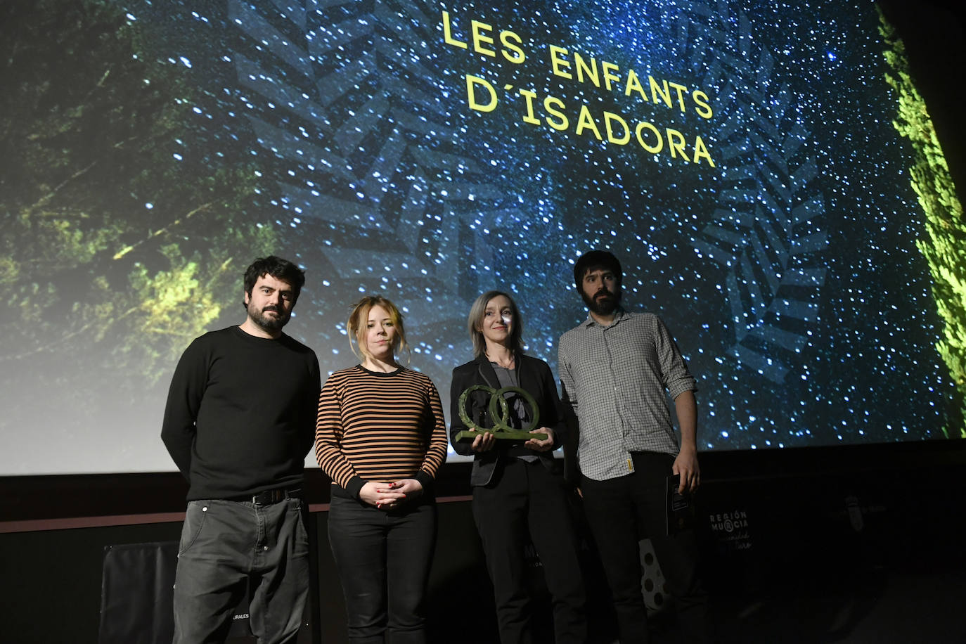 Fotos: &#039;Les enfants d&#039;Isadora&#039; y &#039;Carne&#039; triunfan en los premios IBAFF 2020