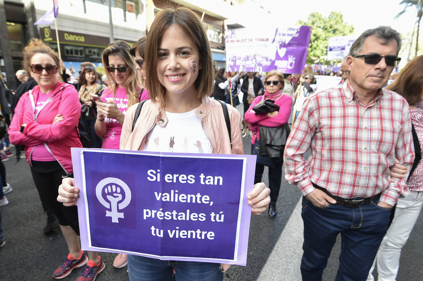 La manifestación transcurrió en un ambiente sano, alegre y reivindicativo.