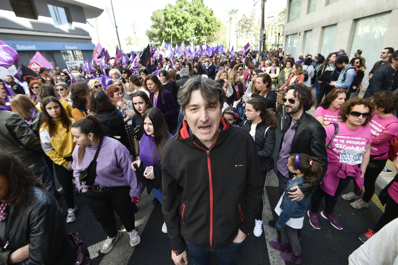 La manifestación transcurrió en un ambiente sano, alegre y reivindicativo.