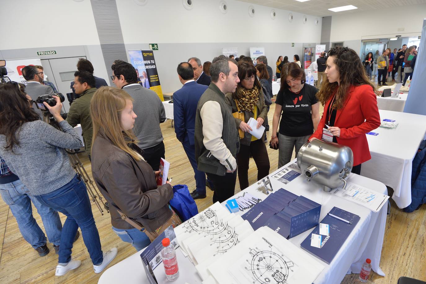 Fotos: La VI Feria de Empleo y Emprendimiento de la Cámara de Comercio de Murcia