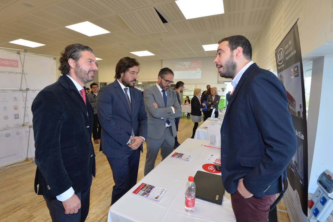 Fotos: La VI Feria de Empleo y Emprendimiento de la Cámara de Comercio de Murcia