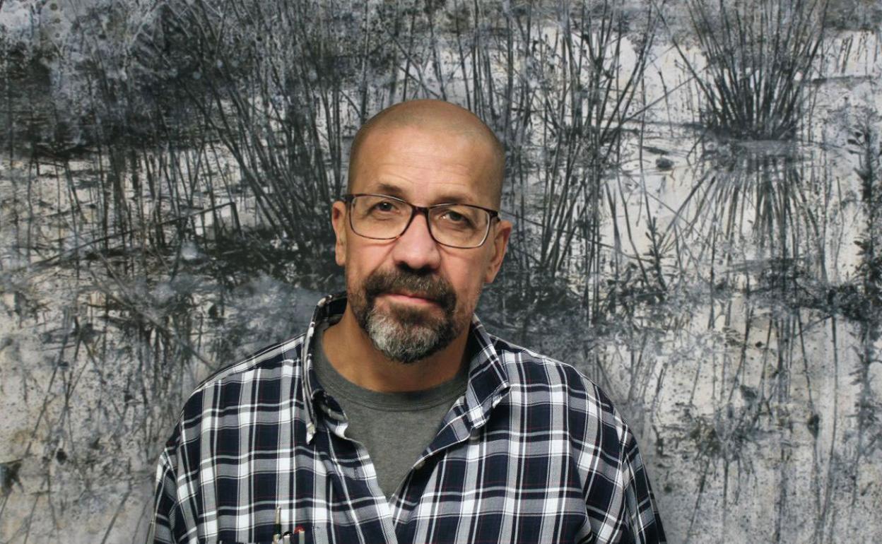 Luis G. Adalid resume su vida artística en un fotolibro