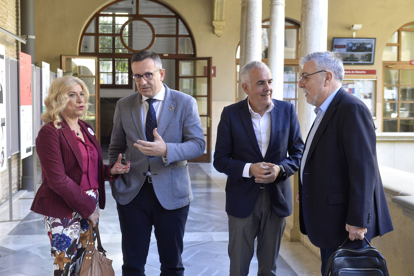 Fotos: Presentación del libro ‘¿Cómo vota el electorado murciano?’