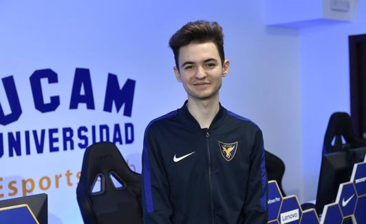 Rafa 'Rafitta' Ayllón, jugador de UCAM Esports Club.