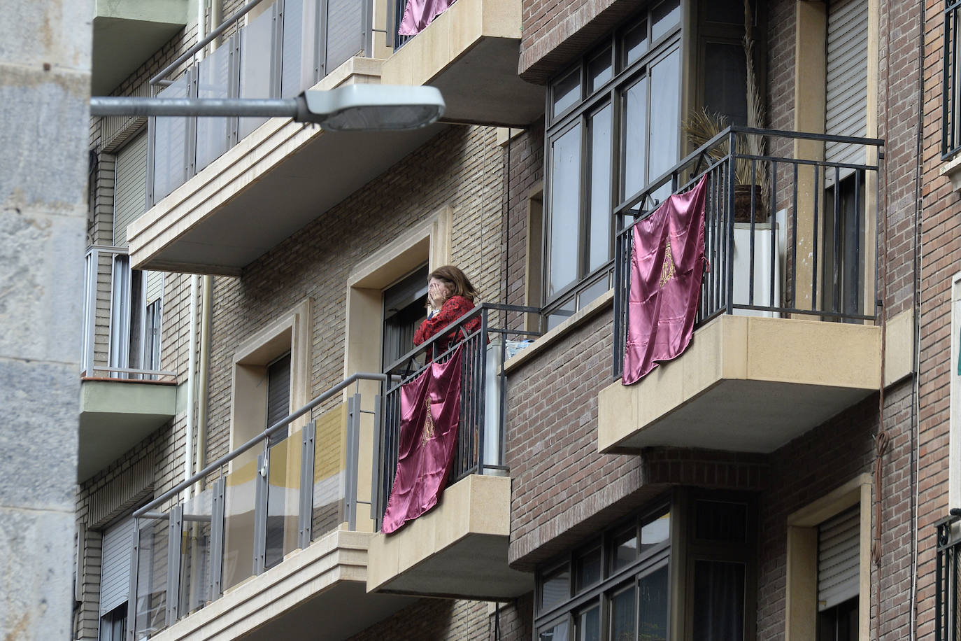 Fotos: El magenta prende en San Antolín