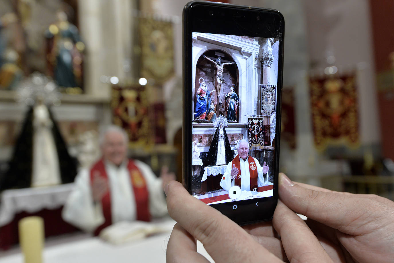 Fotos: El magenta prende en San Antolín