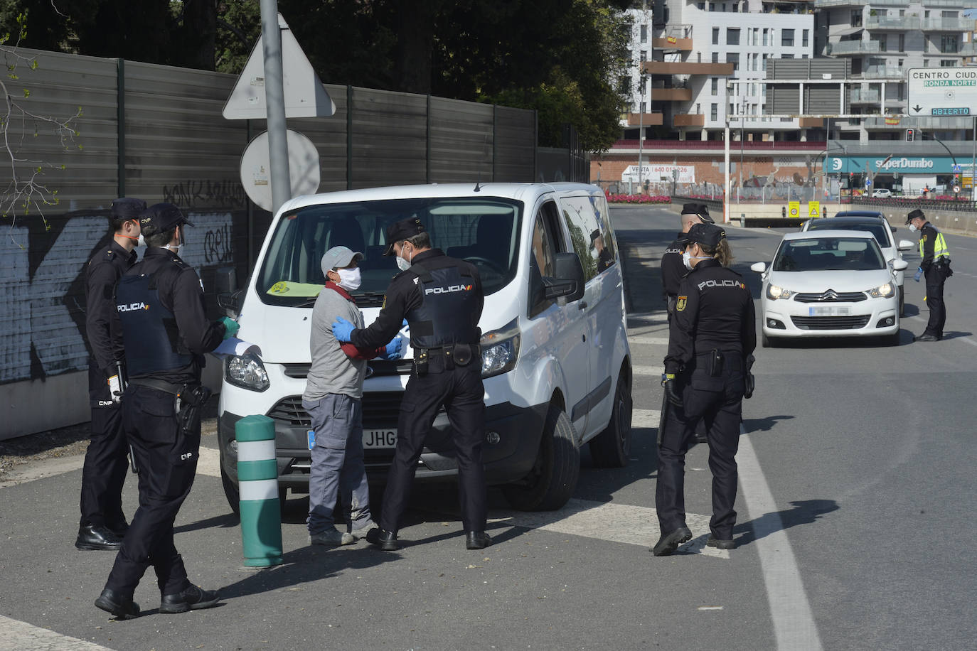 Fotos: Blindaje en las ciudades para evitar los viajes a las residencias de la costa