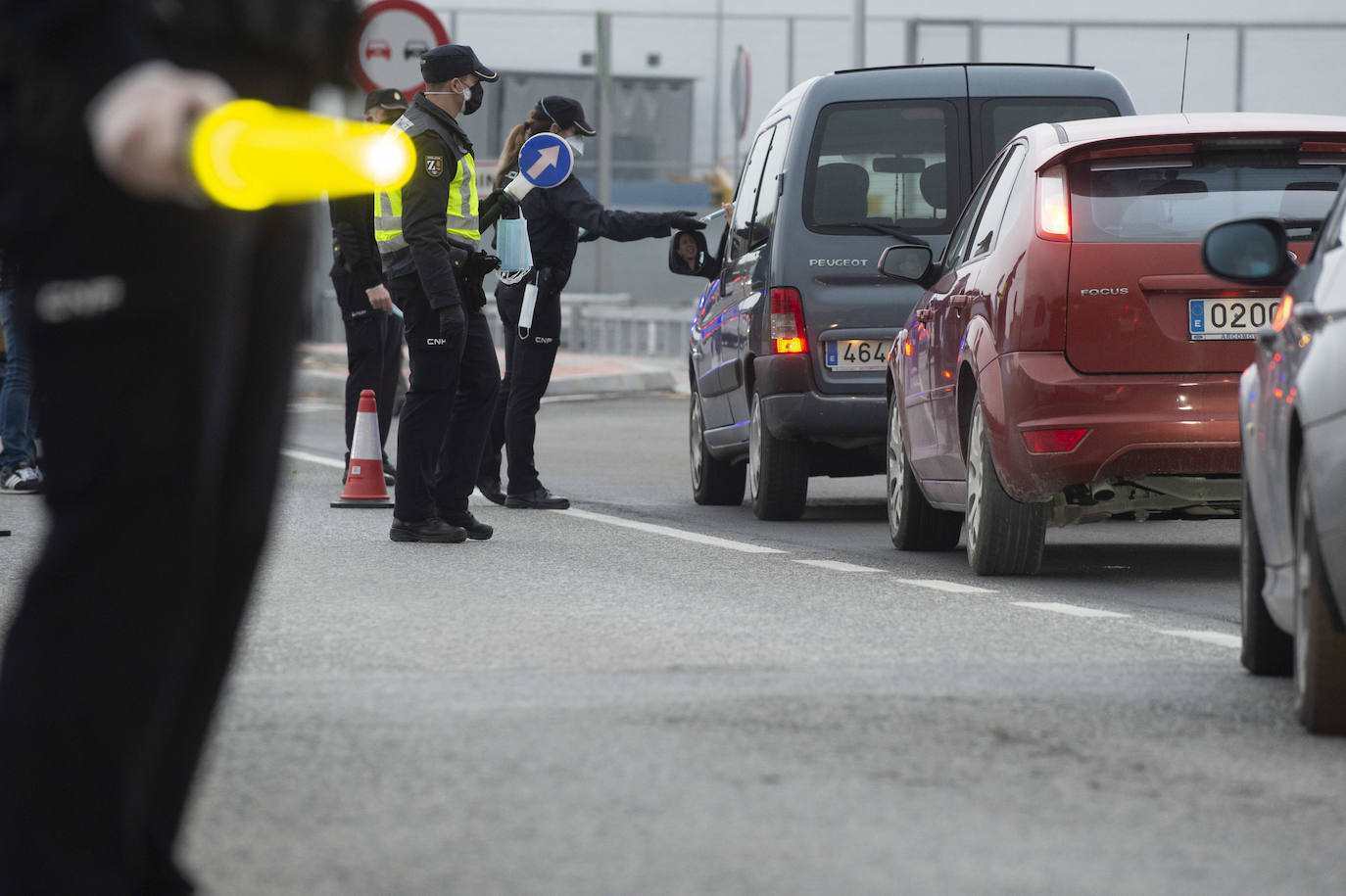 Fotos: Reparto de mascarillas el martes en Murcia