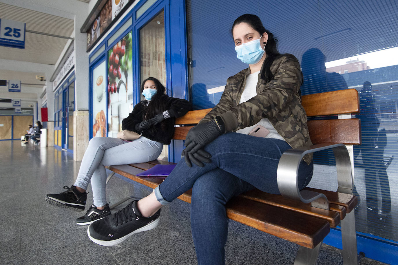 Fotos: Reparto de mascarillas el martes en Murcia