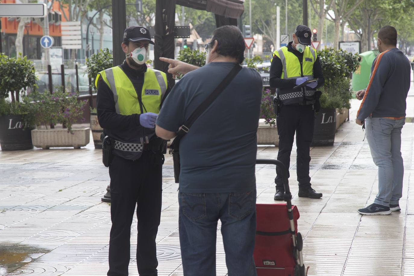 Fotos: La Policía Local controla las calles de Cartagena