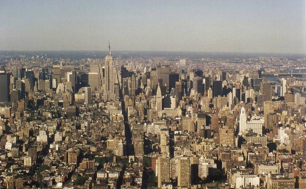 Foto de Juana J. Marín, desde las desaparecidas Torres Gemelas de Nueva York.