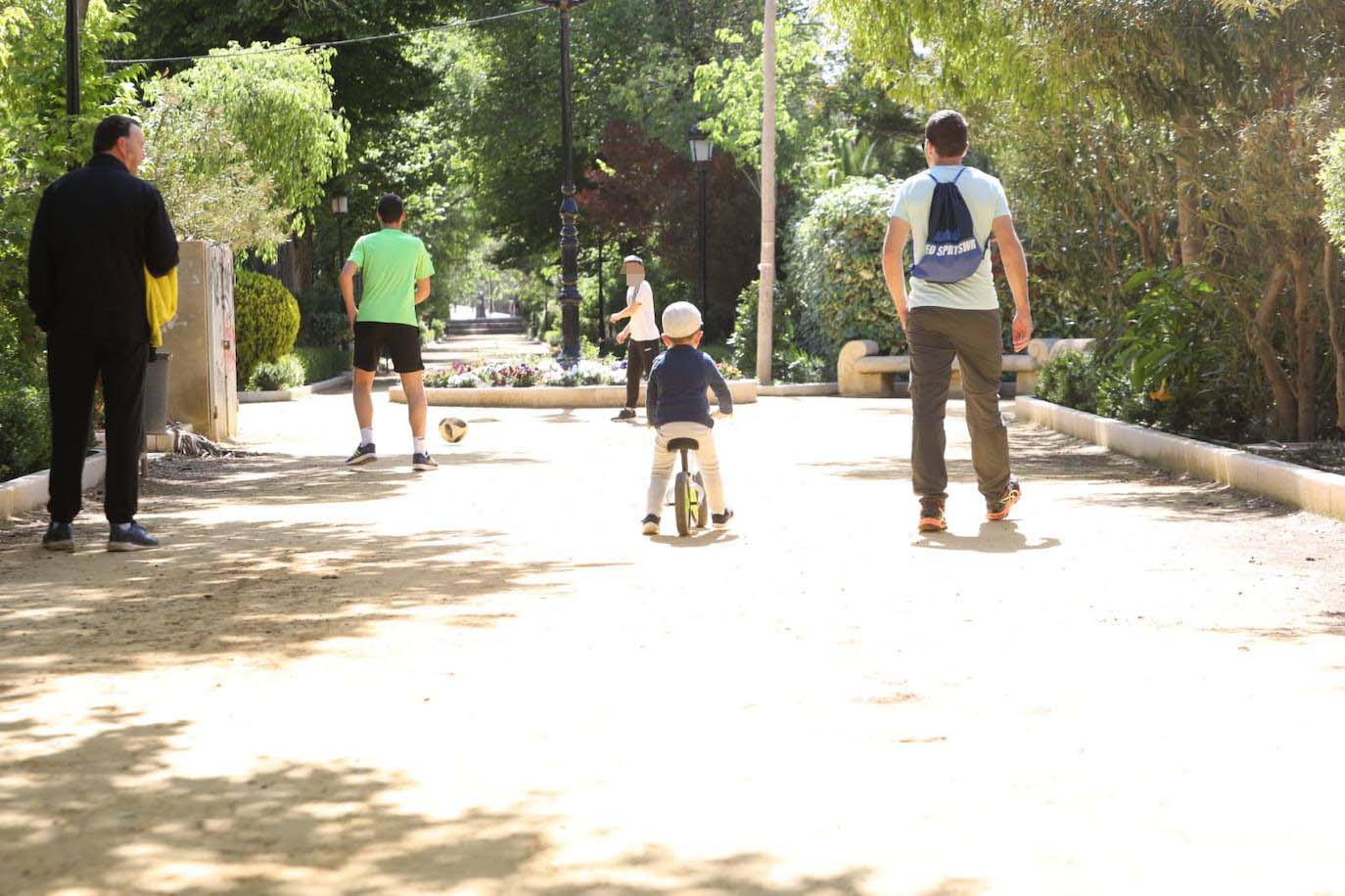 Fotos: Los niños vuelven a pasear por las calles de la Región