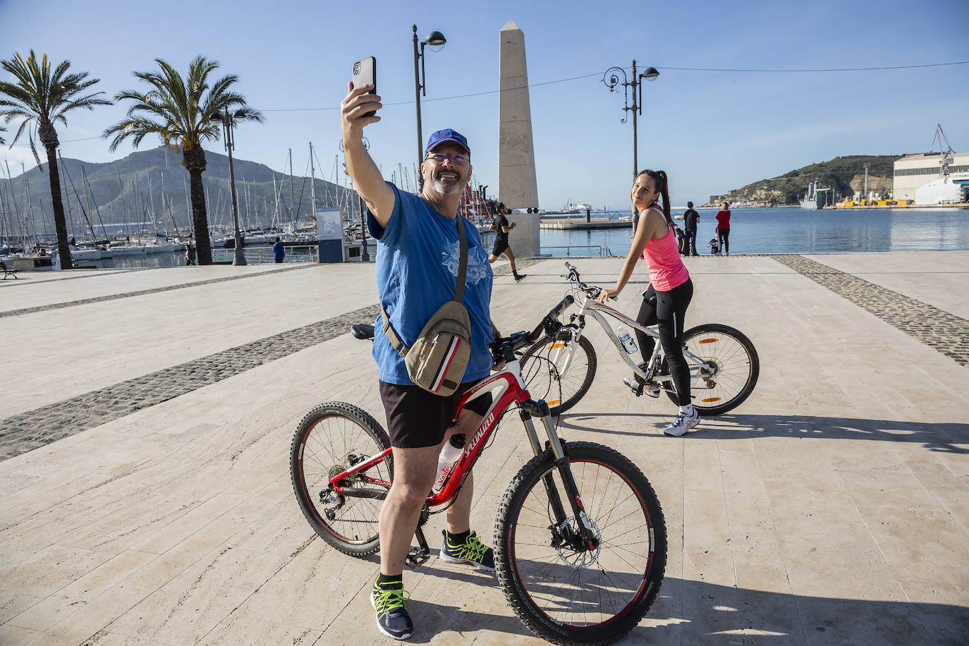 Fotos: Los murcianos salen a pasear y hacer deporte tras más de un mes de confinamiento