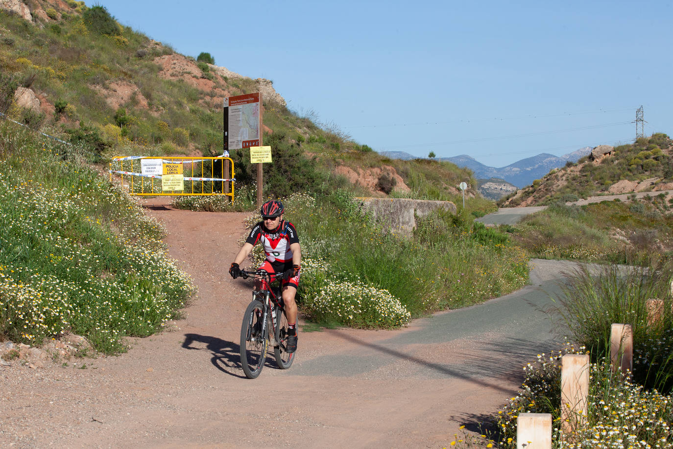 Fotos: Los murcianos salen a pasear y hacer deporte tras más de un mes de confinamiento