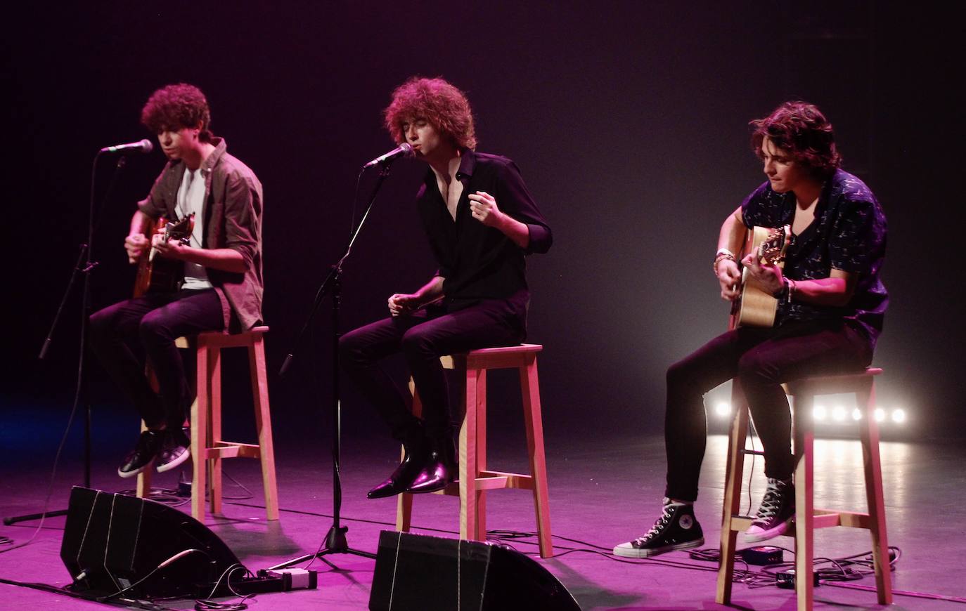 Fotos: Un abrazo musical a los que han arriesgado sus vidas