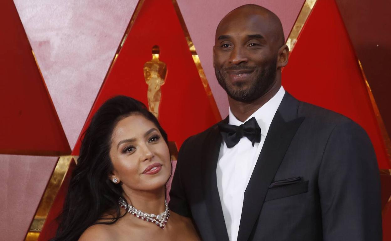 Vanessa Bryant, junto a Kobe en 2018. 