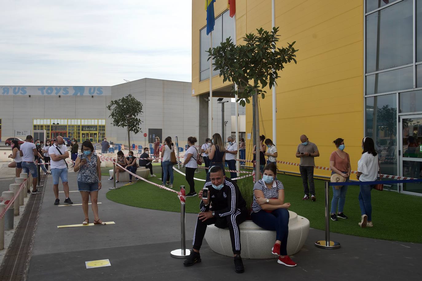 Fotos: Los centros comerciales vuelven tras más de dos meses