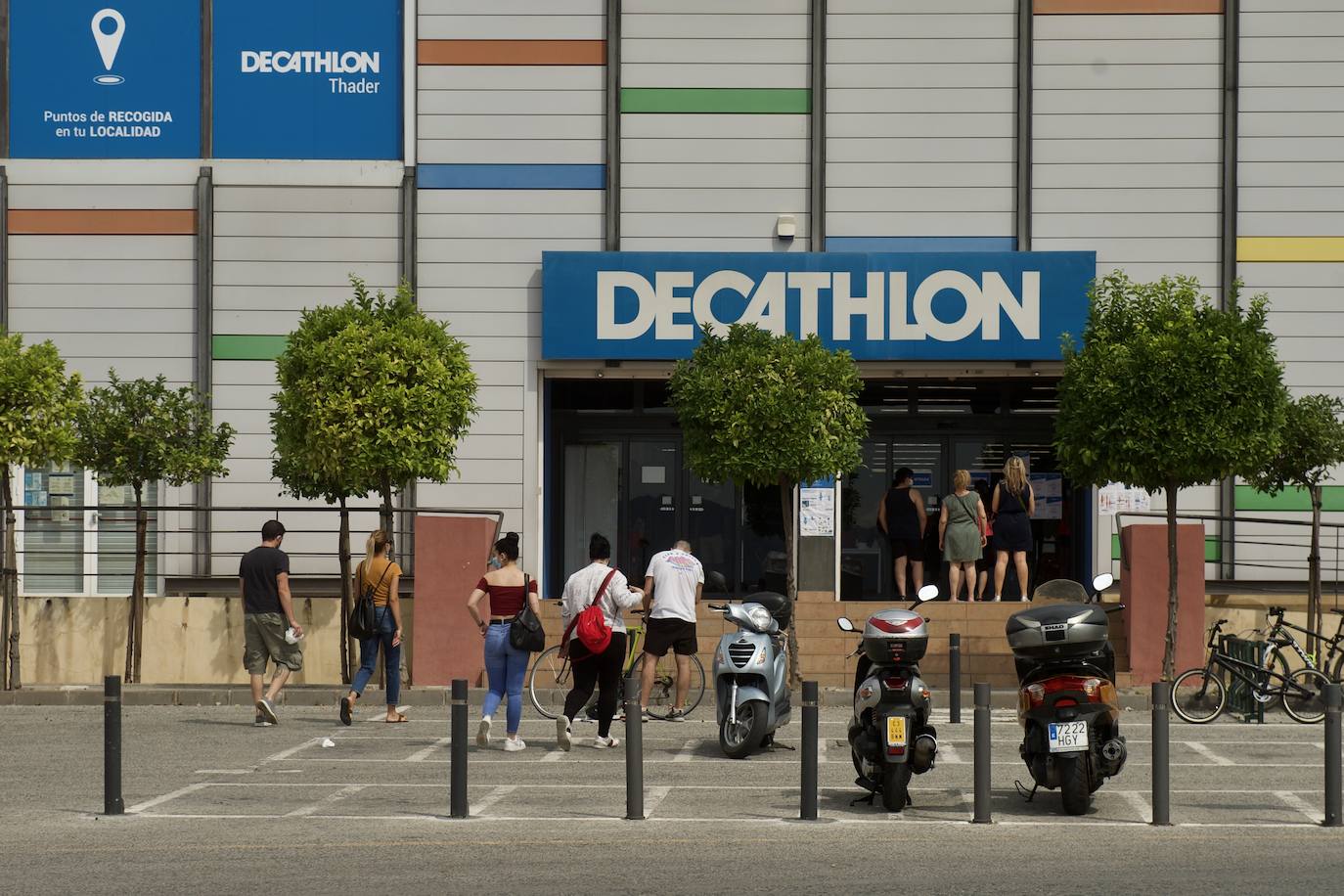 Fotos: Los centros comerciales vuelven tras más de dos meses