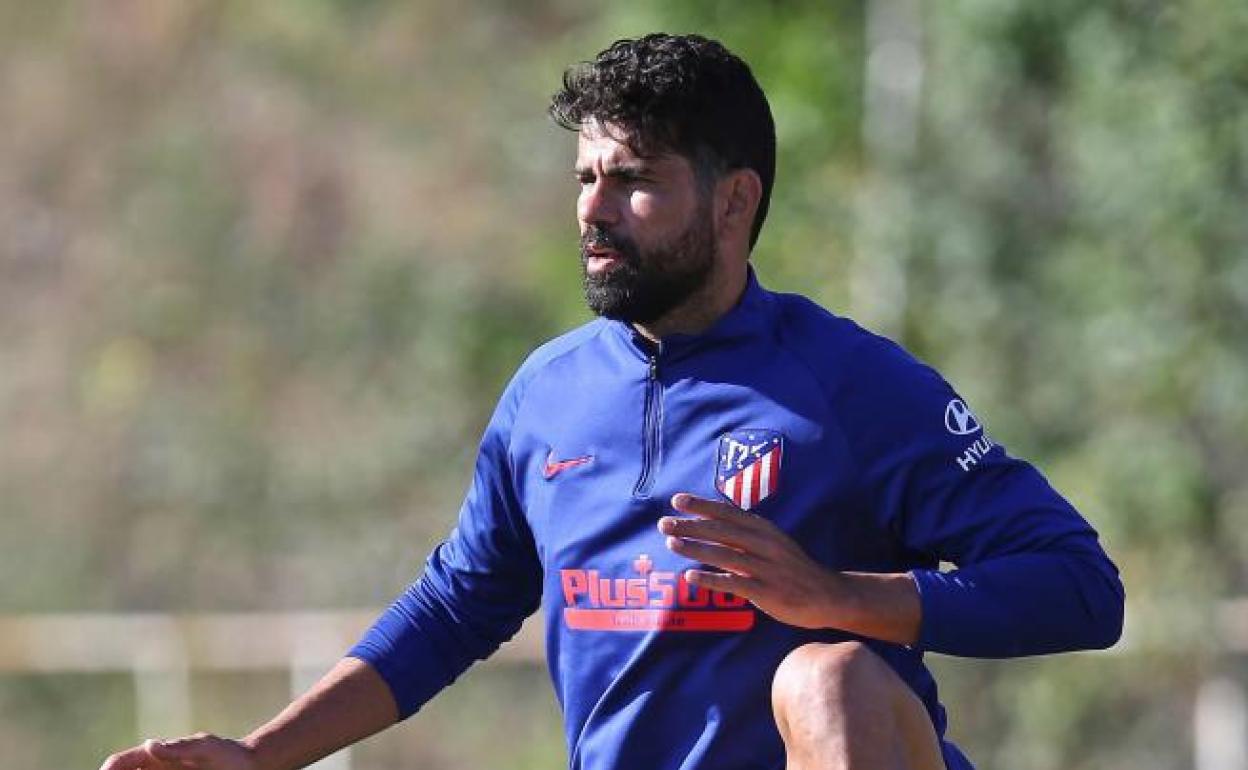 Diego Costa, durante un entrenamiento con el Atlético. 