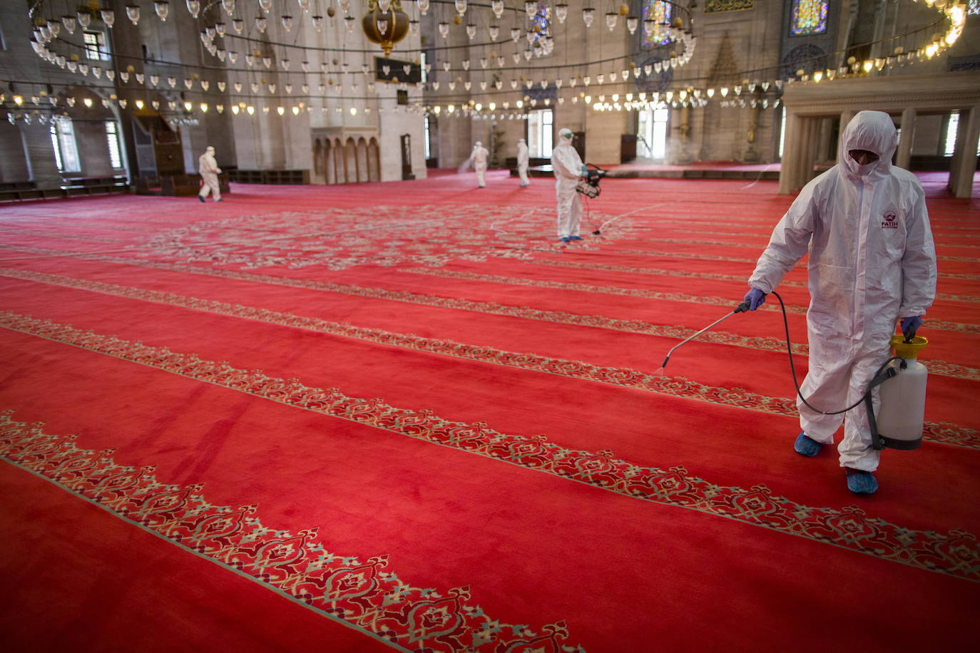Fotos: La mezquita de Solimán abre sus puertas