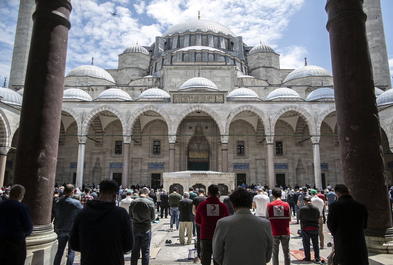 Fotos: La mezquita de Solimán abre sus puertas