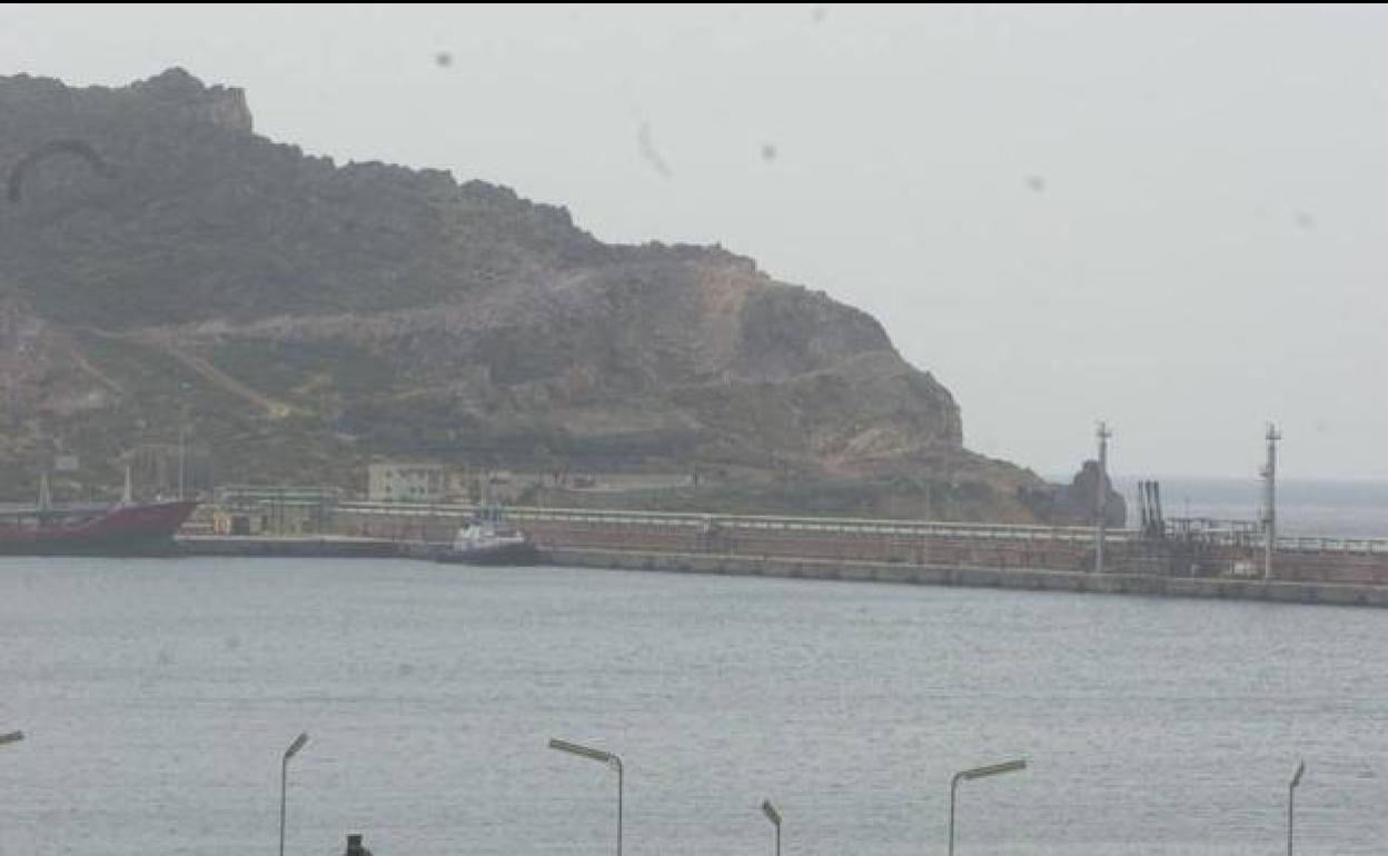 Punta de Aguilones vista desde la carretera de Escombreras en una foto de archivo. 