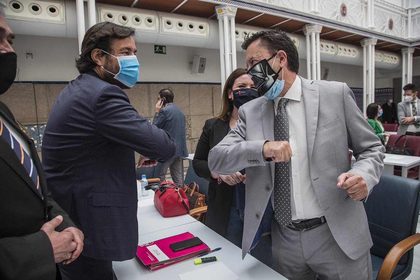 Fotos: López Miras anuncia otra rebaja de impuestos por valor de 30 millones de euros