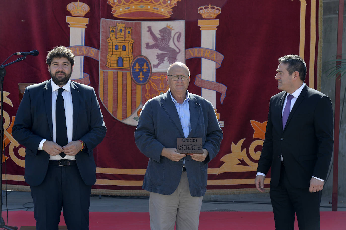 Fotos: Homenaje en Alcantarilla a las víctimas del coronavirus en la Región
