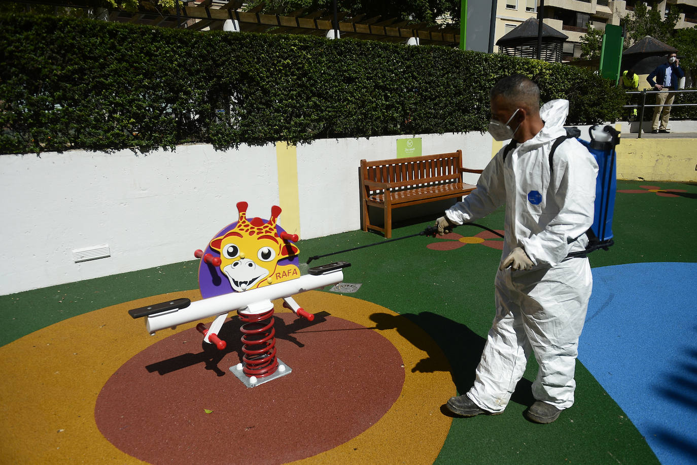 Fotos: Los parques infantiles reabren en la Región de Murcia tras el estado de alarma
