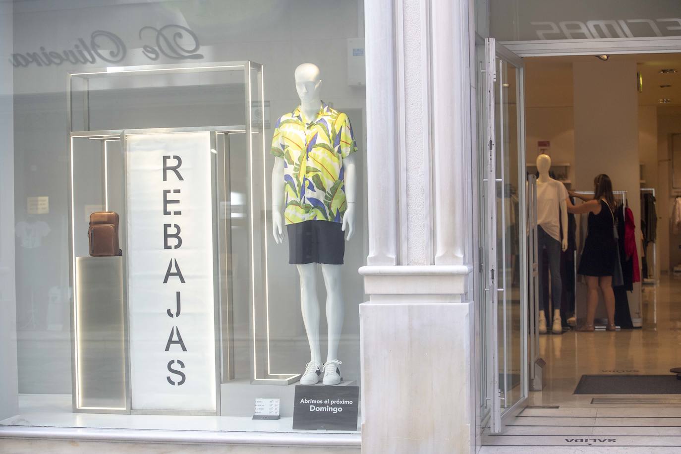 Fotos: El adelanto de las rebajas aumenta las ventas del comercio en Cartagena