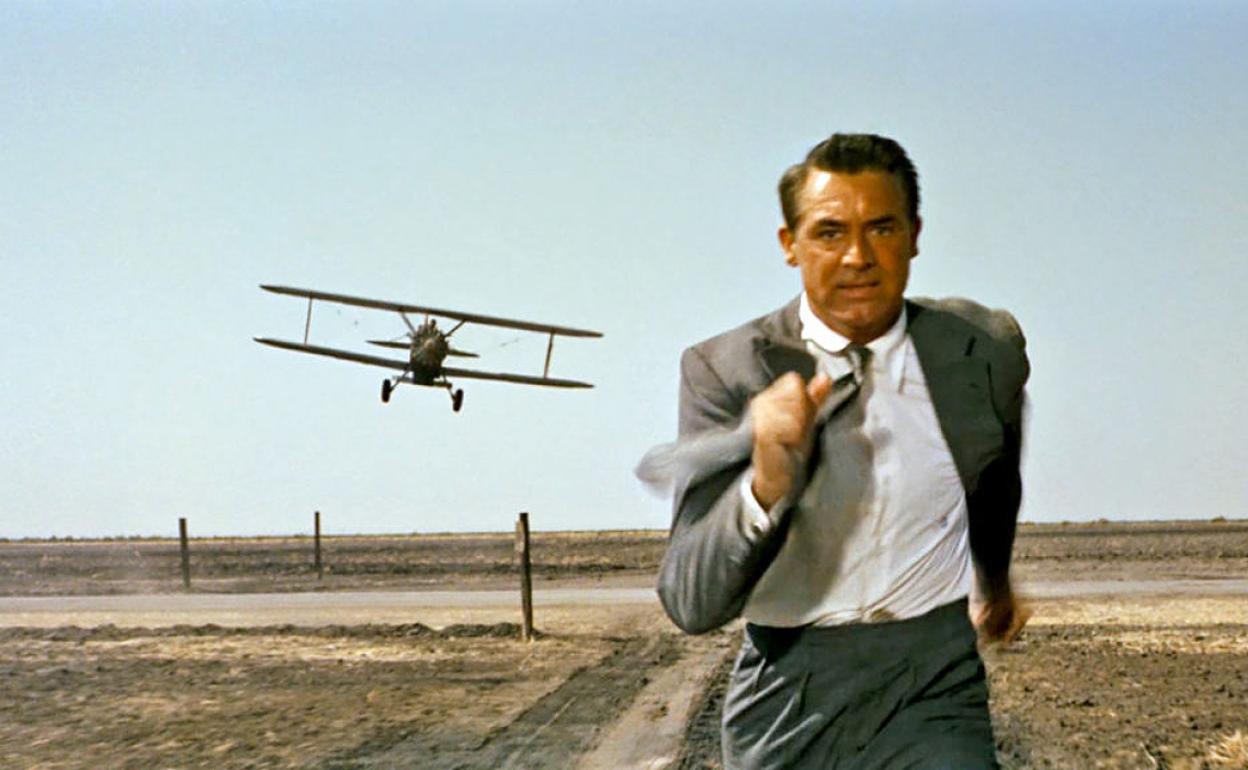 Fotograma de 'Con la muerte en los talones'.