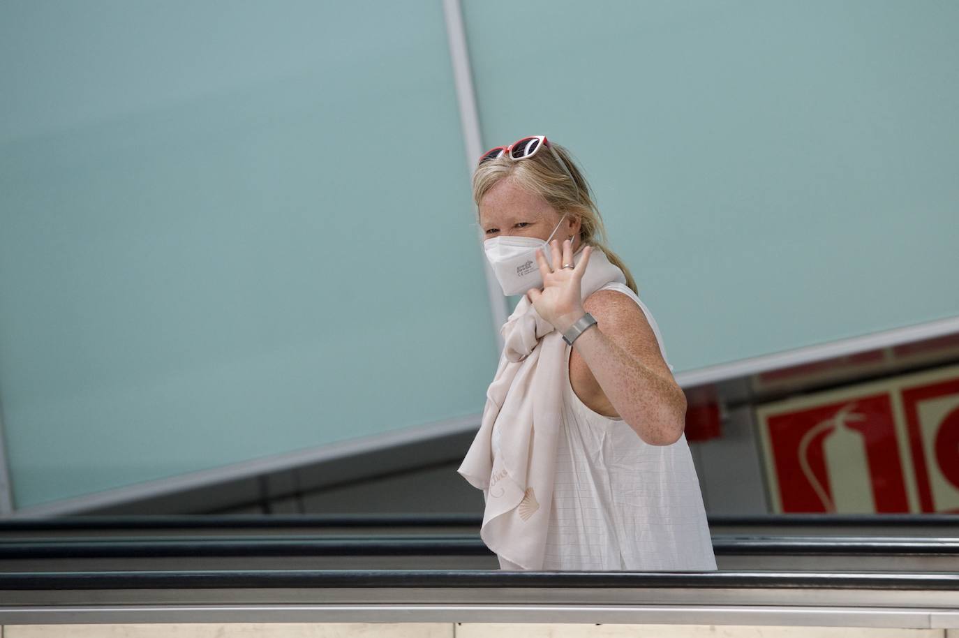 Fotos: Aterriza en el aeropuerto de Corvera el primer vuelo tras la pandemia