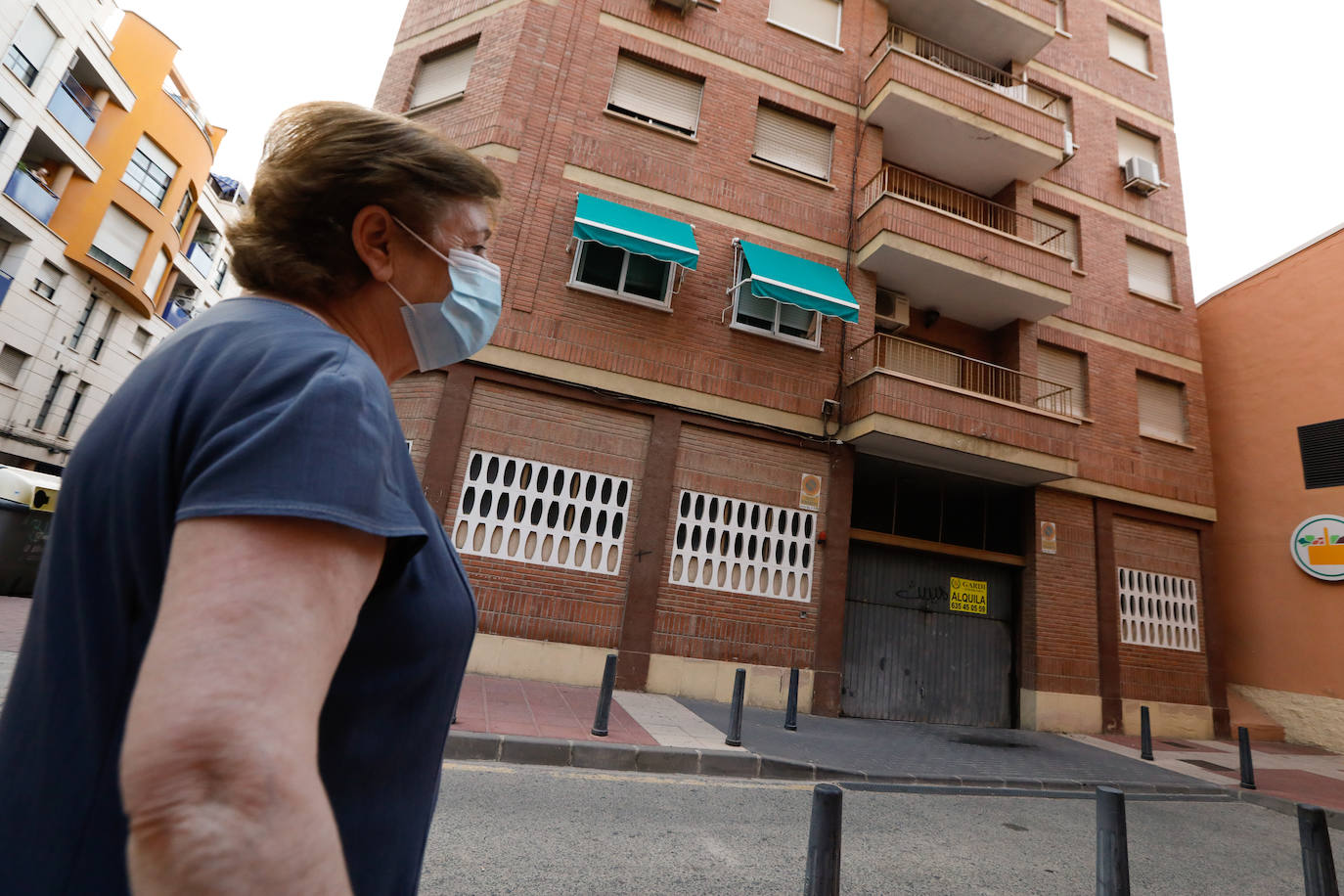 Fotos: Nueva protesta por los argelinos y el coronavirus