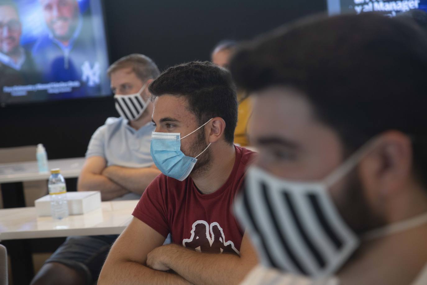 Fotos: Belmonte y Breis, con los suscriptores de LA VERDAD