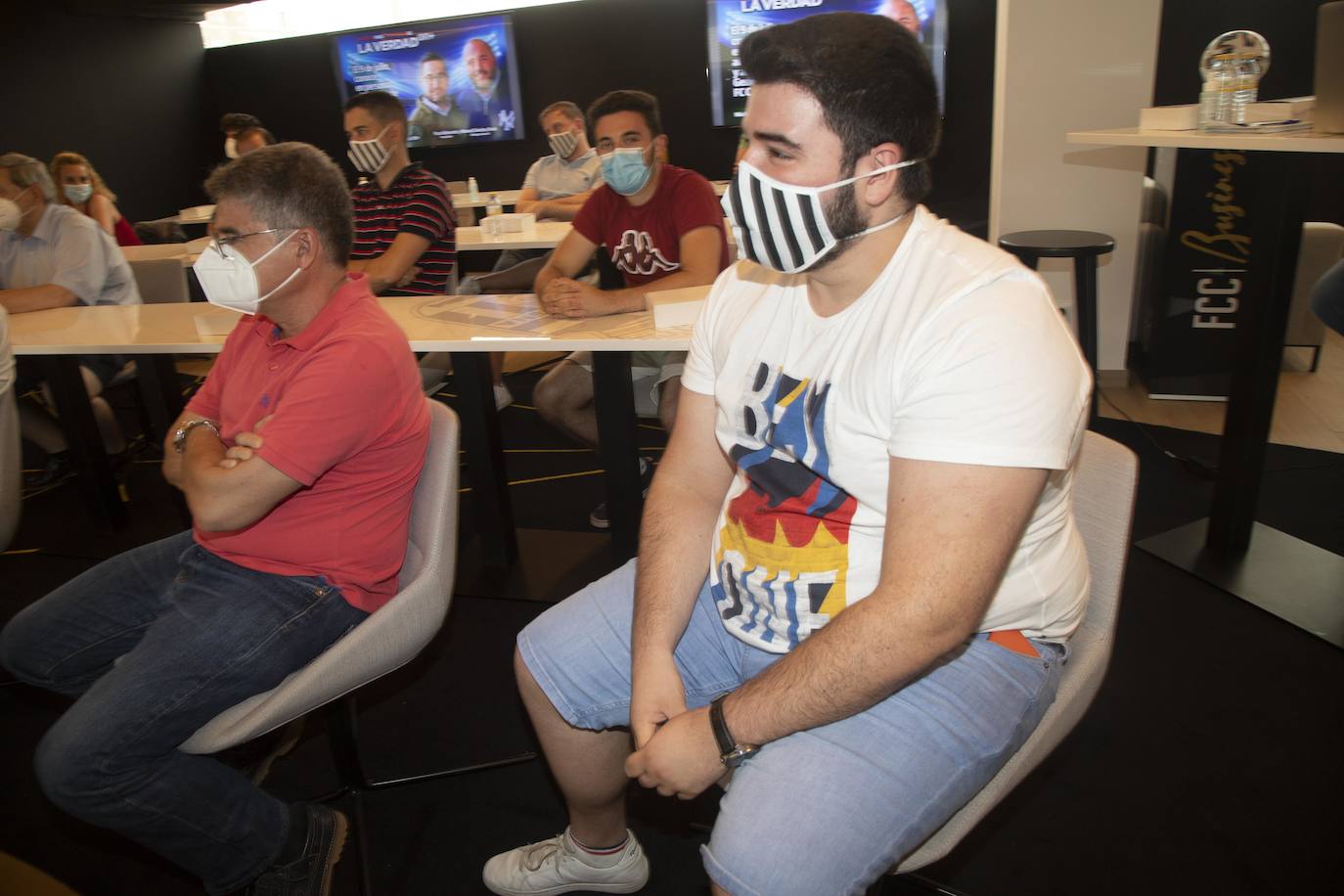 Fotos: Belmonte y Breis, con los suscriptores de LA VERDAD