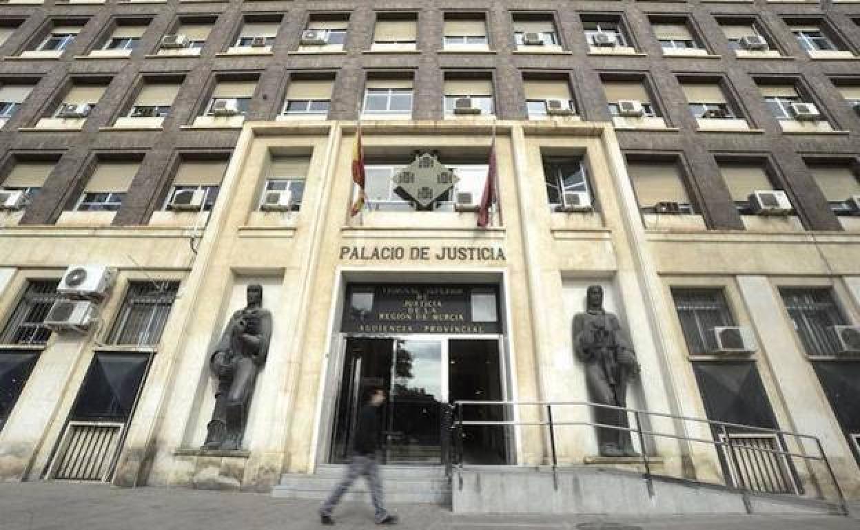 Audiencia Provincial de Murcia en una foto de archivo.