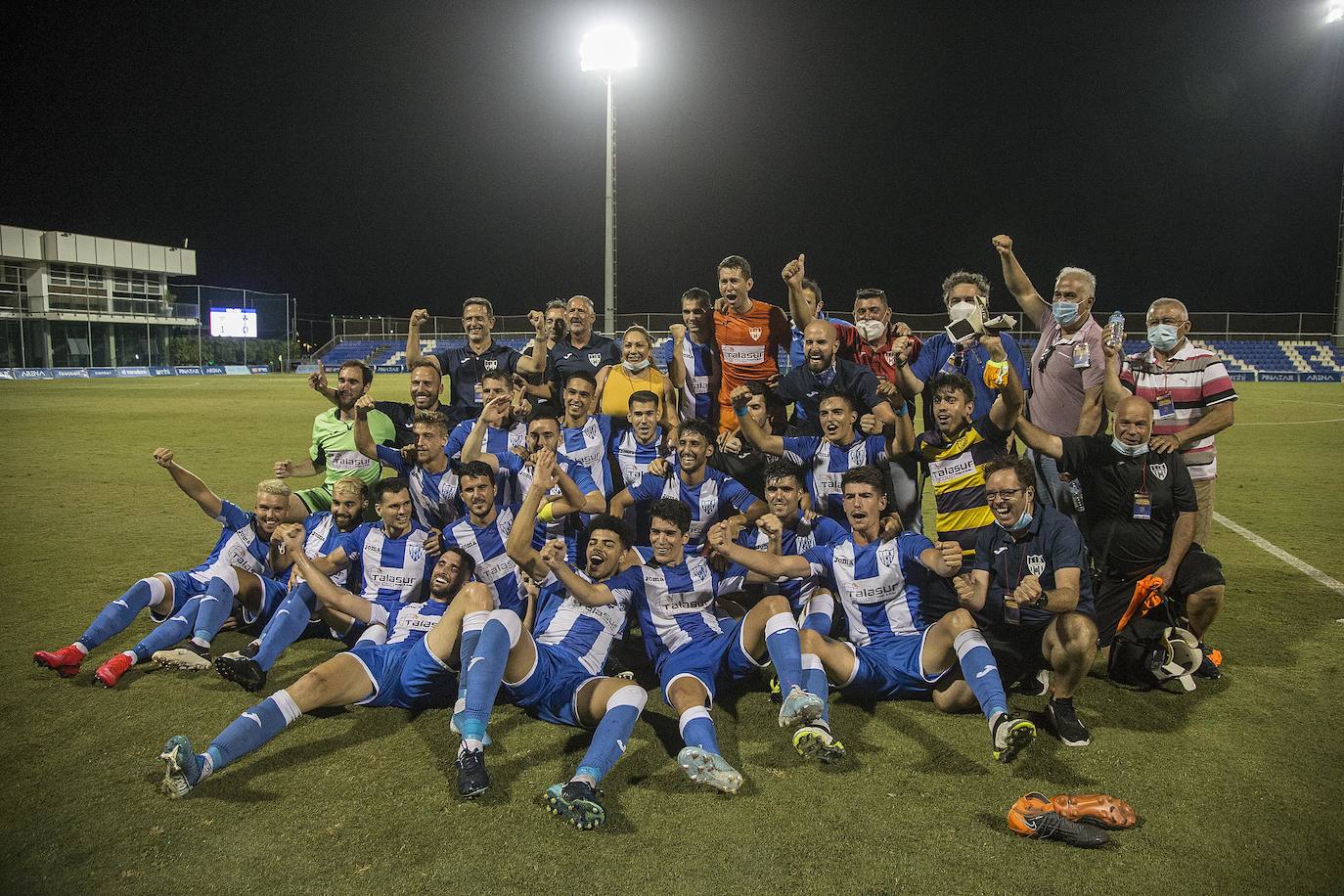 Fotos: La Unión se impone por 1-0 al Mar Menor B en la final del &#039;playoff&#039; de ascenso a Tercera