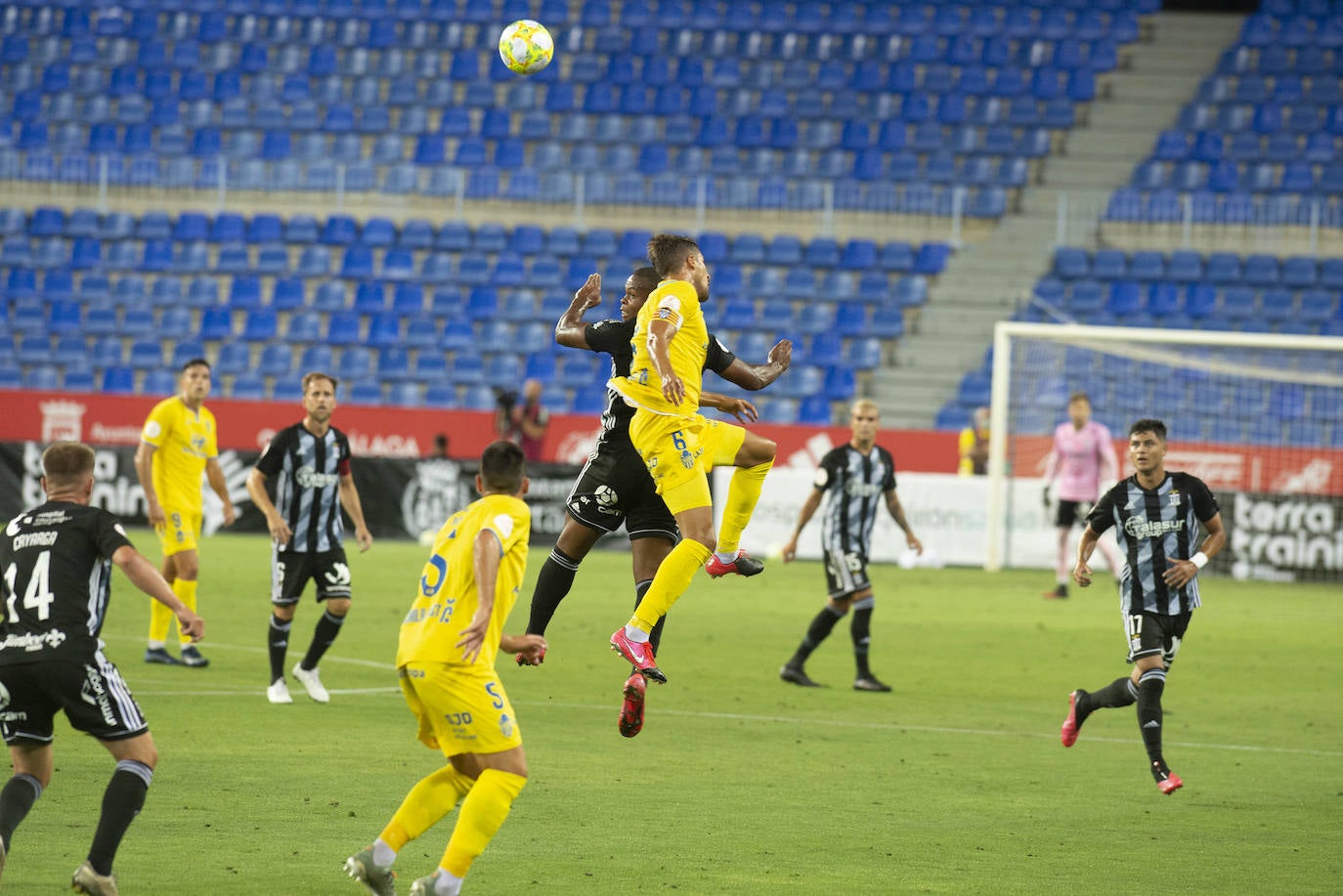Fotos: La primera parte del FC Cartagena-Atlético Baleares, en imágenes