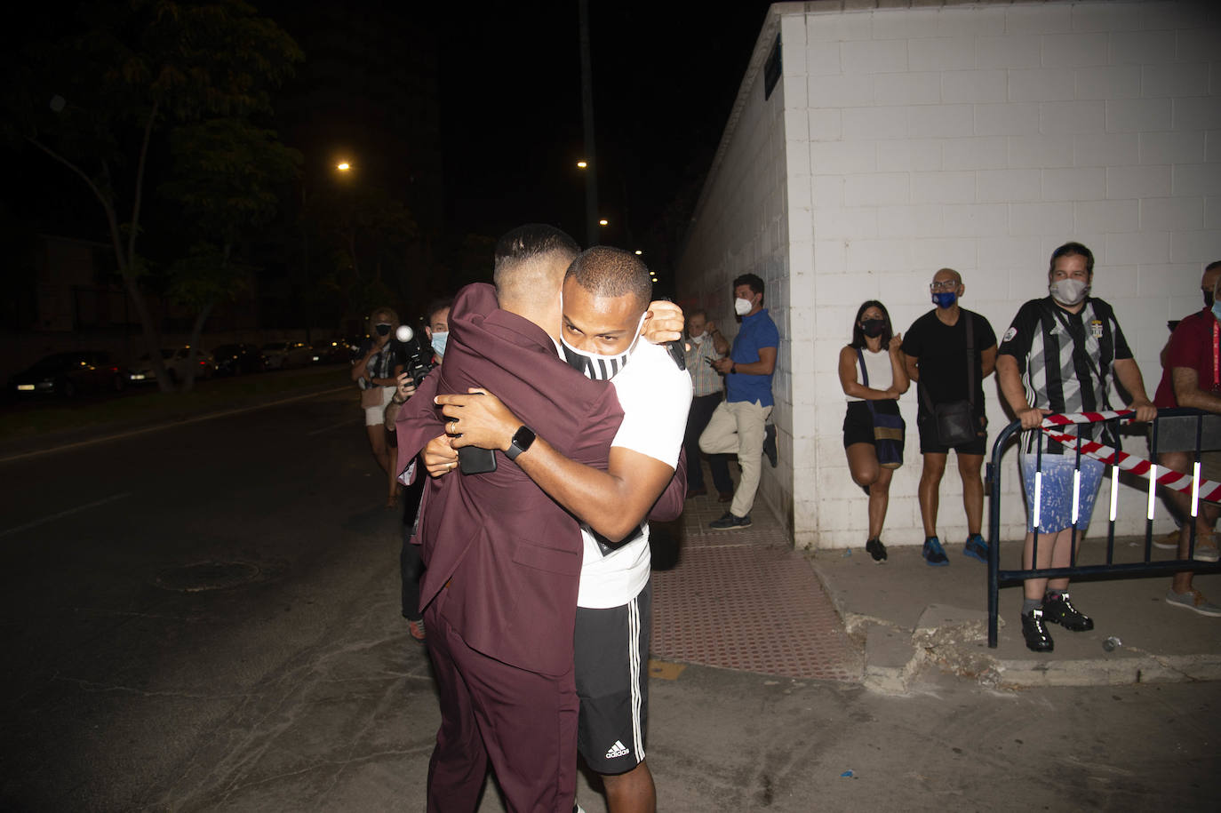 Fotos: Los jugadores del Cartagena celebran el ansiado ascenso a Segunda