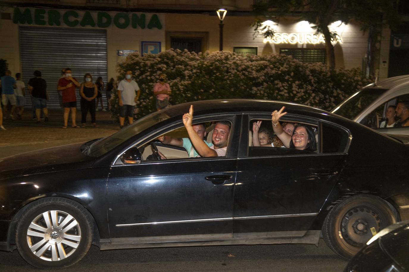 Fotos: Así está viviendo la afición blanquinegra el partido en Cartagena