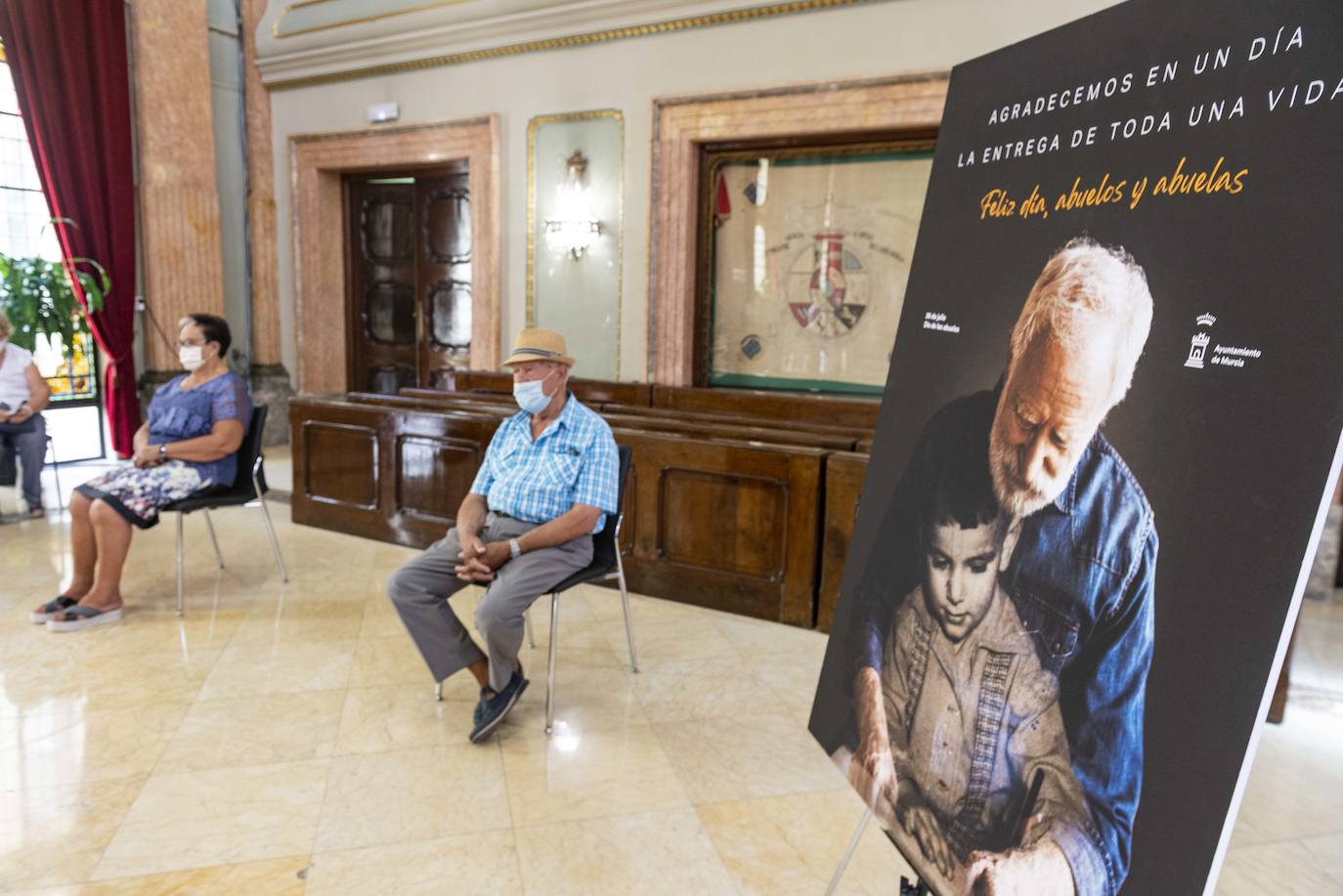 Fotos: Homenaje a los abuelos en Murcia