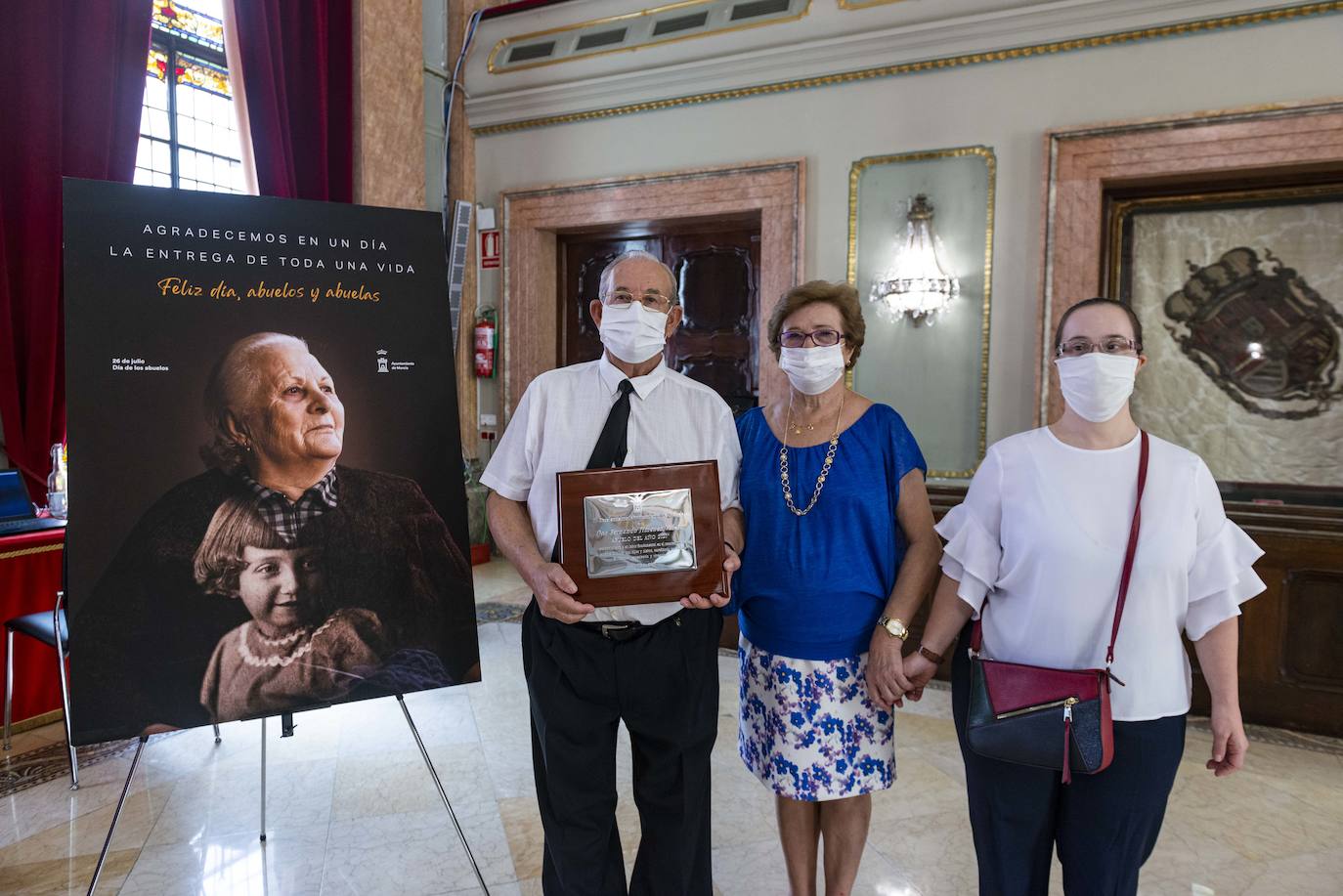 Fotos: Homenaje a los abuelos en Murcia