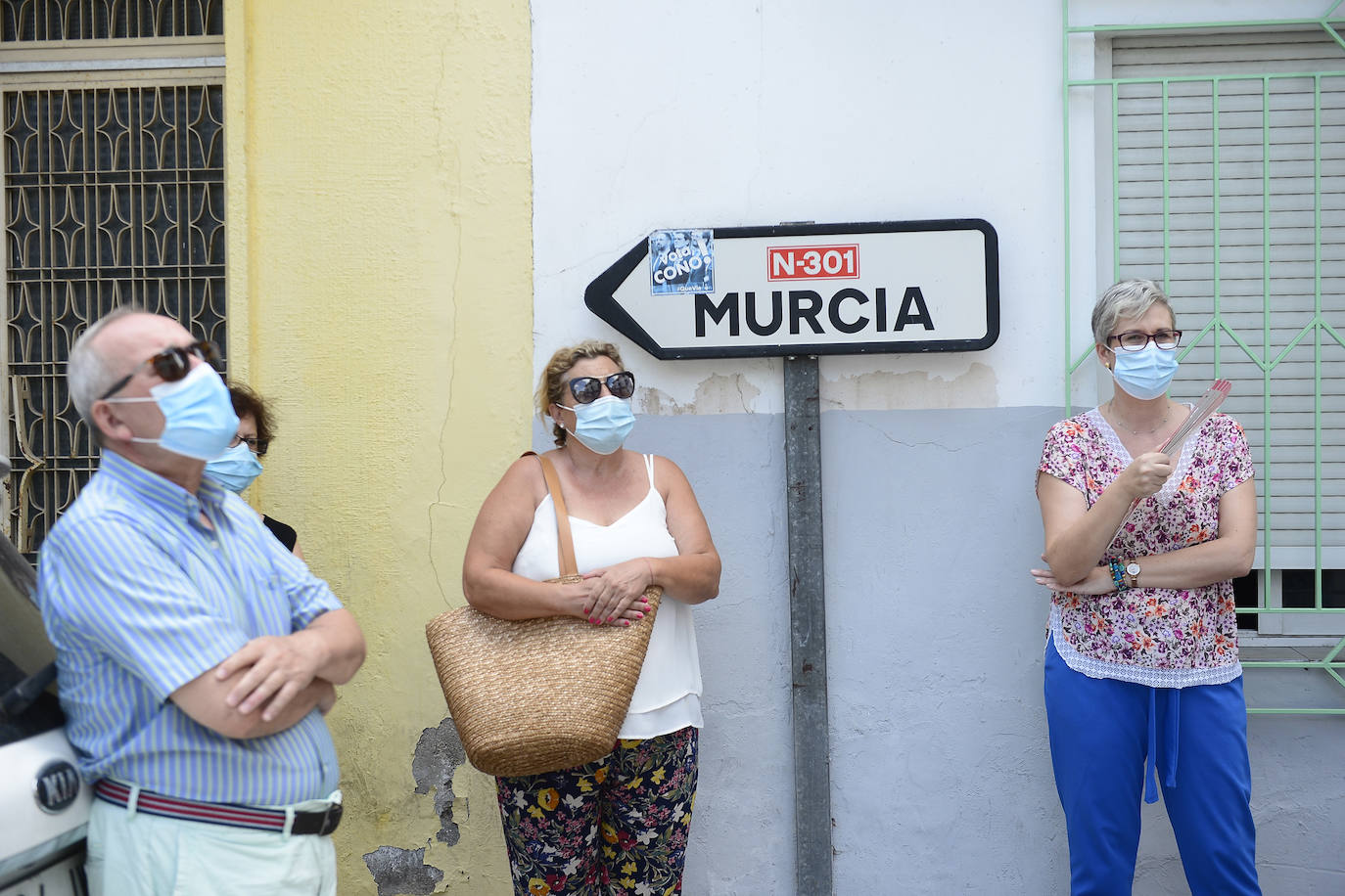 Fotos: Concentración contra la violencia de género en Archena