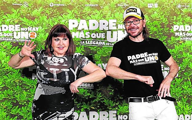 Loles León y Santiago Segura, esta semana, con motivo del estreno de 'Padre no hay más que uno 2'. 