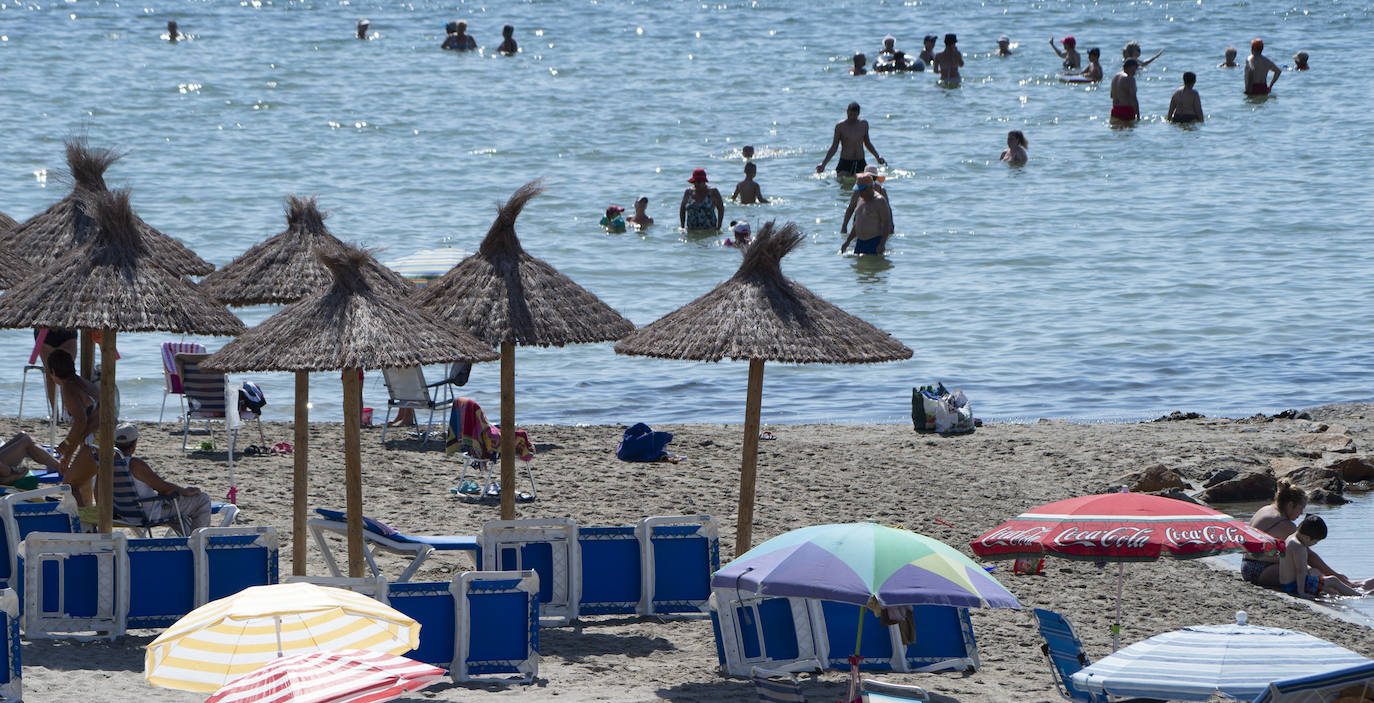 Fotos: Playas del Mar Menor durante este mes de agosto