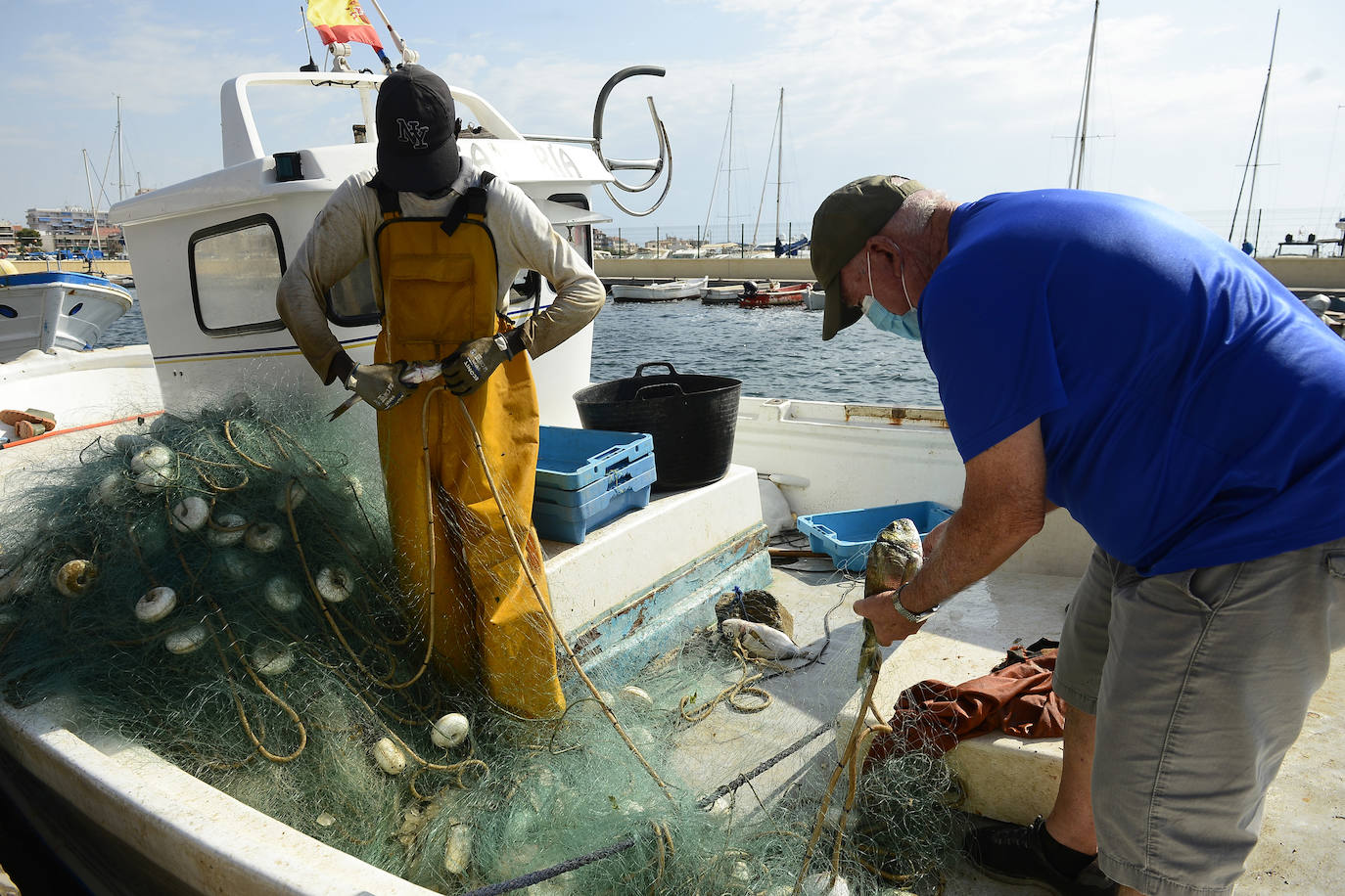 Fotos: El consejero Antonio Luengo visita la Cofradía de Pescadores de San Pedro del Pinatar