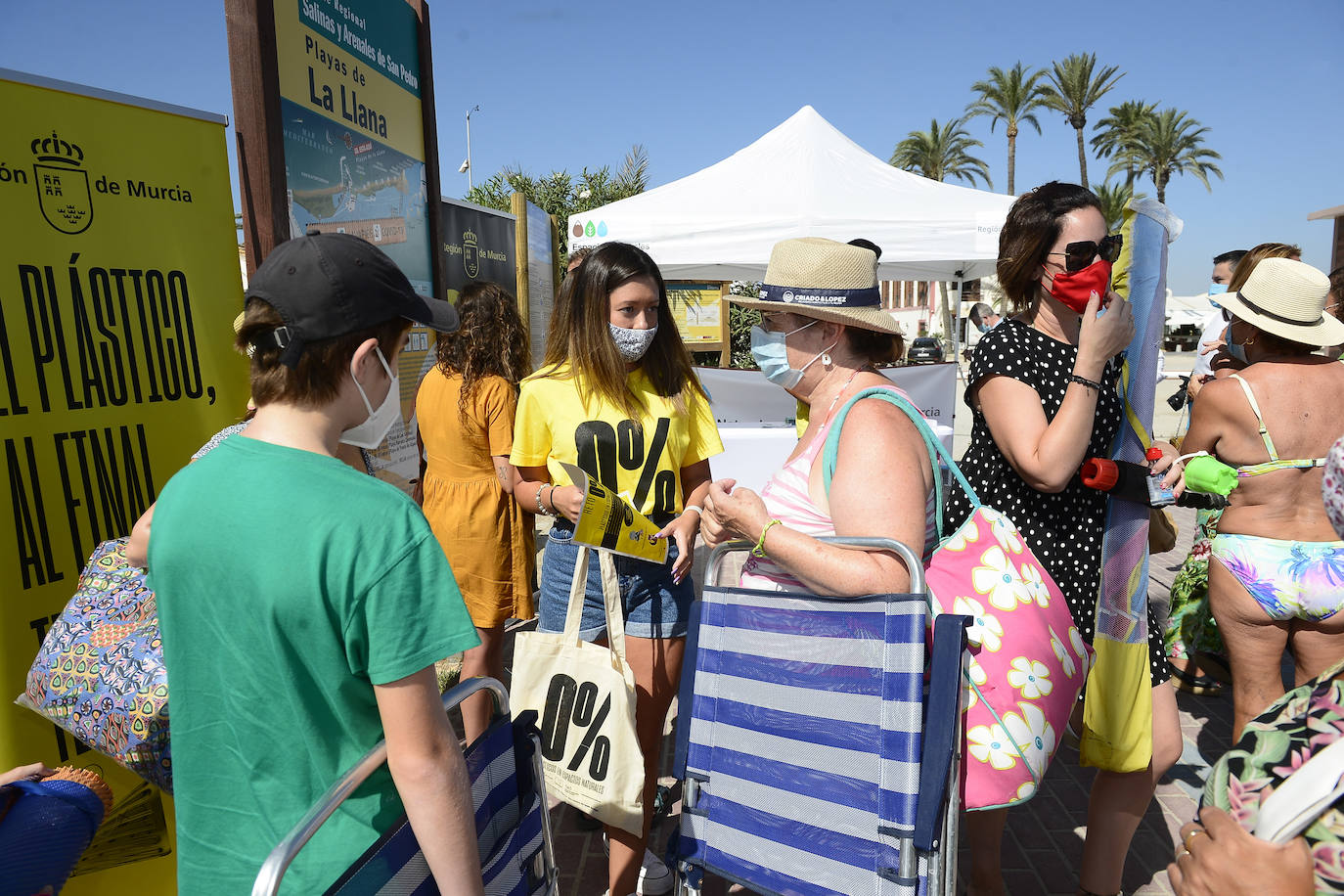 Fotos: La campaña &#039;cero plásticos&#039; llega a las Salinas y Calblanque