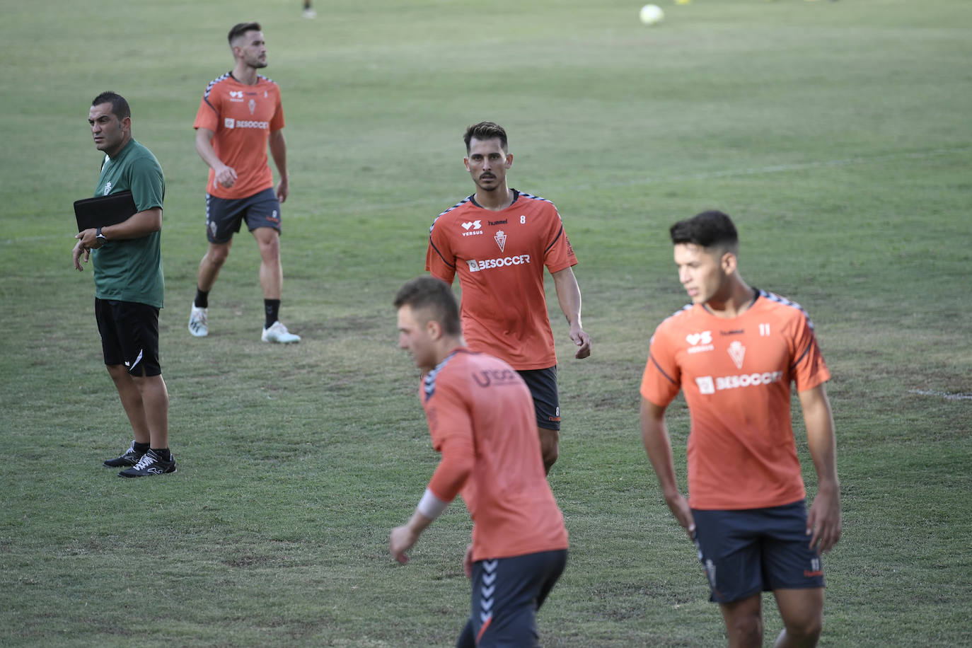 Fotos: El Real Murcia vuelve a entrenar