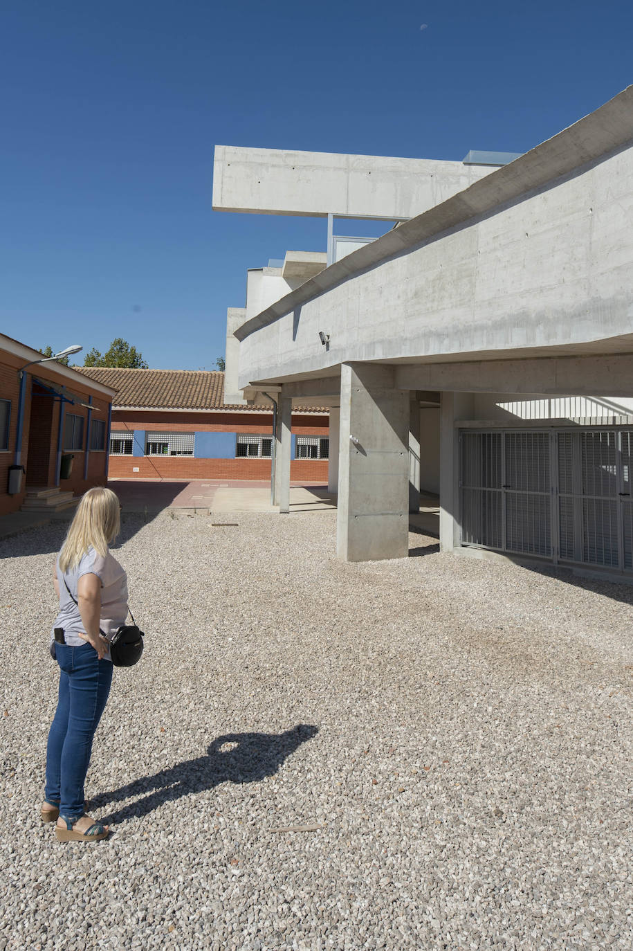 Fotos: Quejas de los padres de La Palma por los defectos en el nuevo aulario del colegio