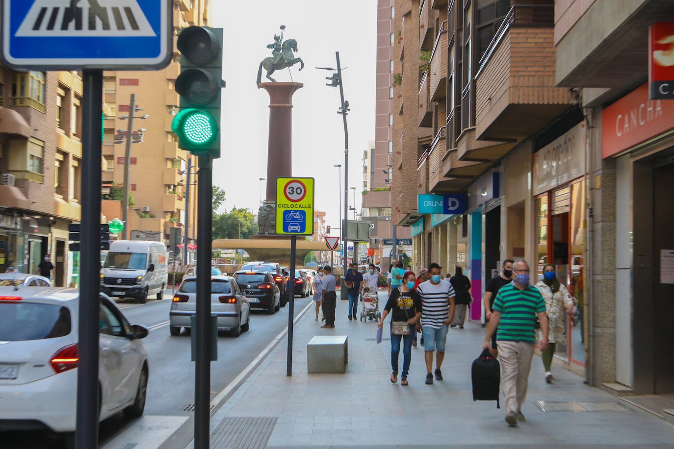 Fotos: La Comunidad confina el casco urbano de Lorca ante el descontrol de los contagios